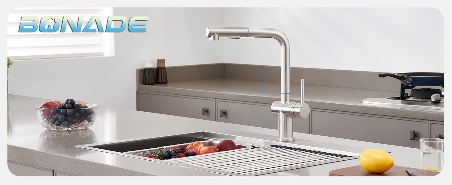 Змішувач кухонний з висувною лійкою, високого тиску, з двома режимами струменя, поворотний на 360°, L-подібний, з нержавіючої сталі (шліфований)