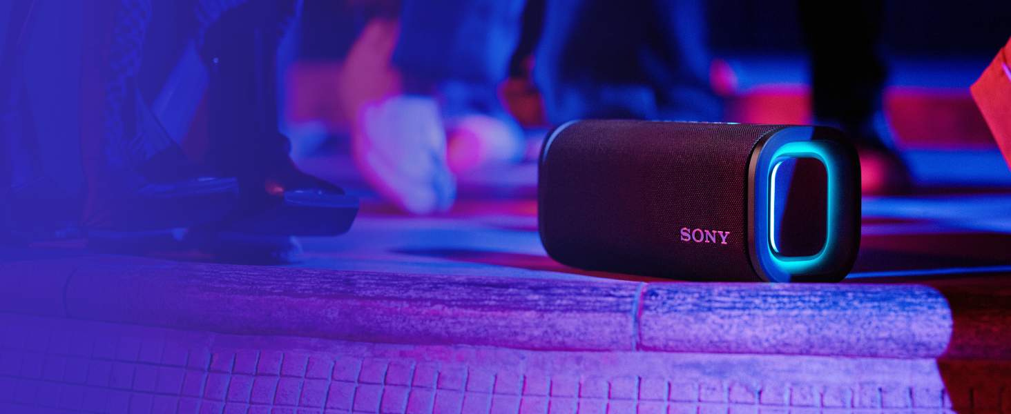 Sony ULT Field 5: Портативна Bluetooth колонка з потужним басом, IP67 (водонепроникна, пилозахищена), до 12 год роботи, чорний колір