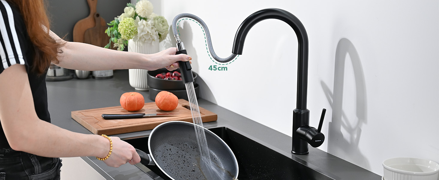 Змішувач кухонний з висувною лійкою та душем, 360° поворот, 2 режими, нержавіюча сталь, чорний