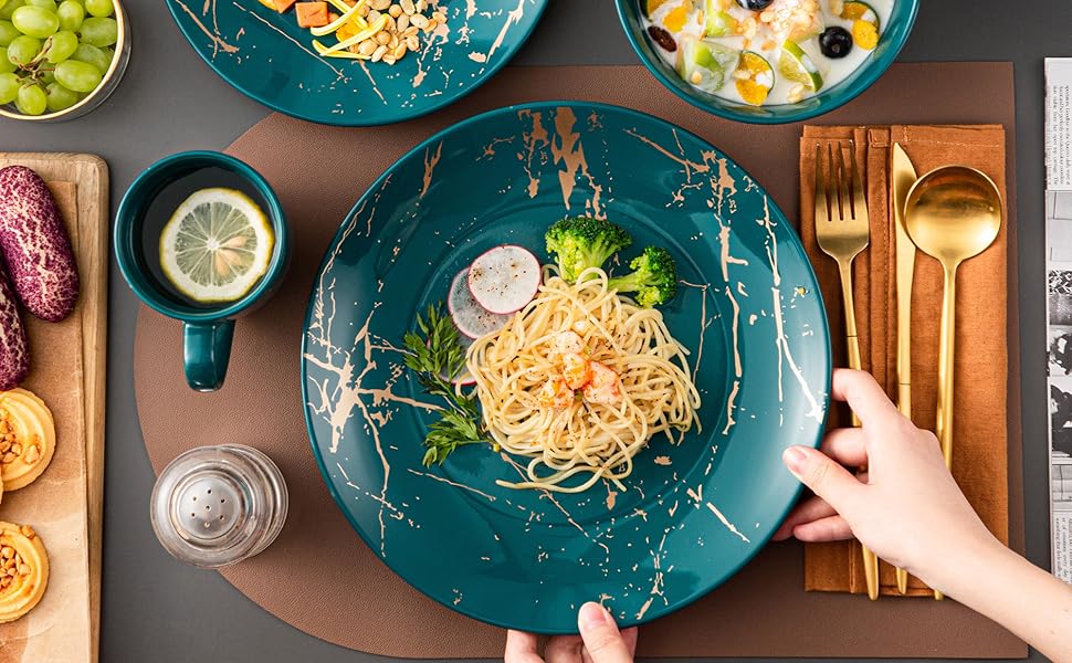 LOVECASA Набір посуду з порцеляни Sweet 16, 48-елементний сервіз, посуд для їжі з золотим декором, для 4-12 осіб, бірюзовий колір