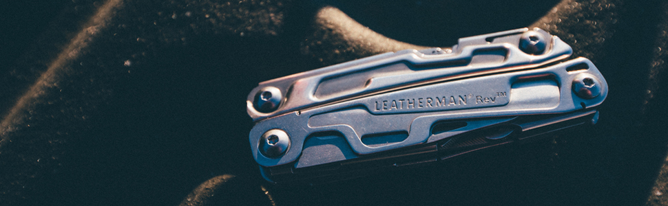 Leatherman Rev – компактний мультитул з 14 інструментами для кемпінгу та туризму, нержавіюча сталь