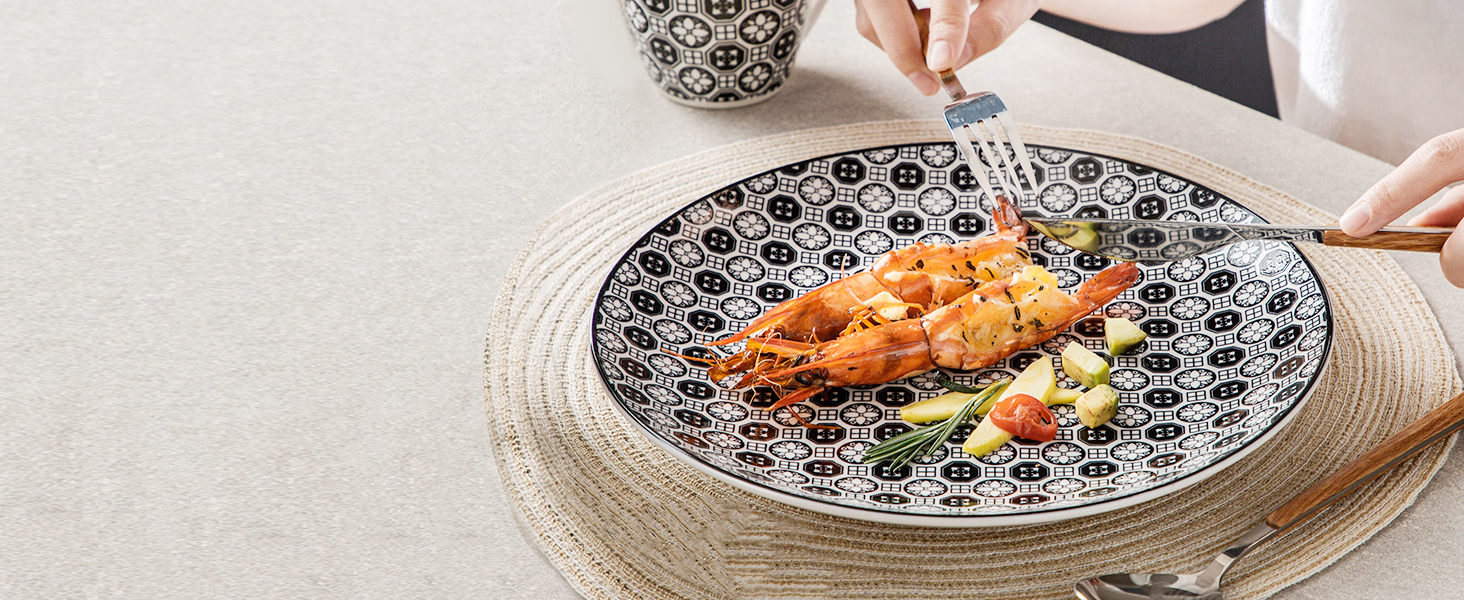 Набір посуду Vancasso Haruka 16 предметів: тарілки для їжі (26.5 см), десертні тарілки (21.5 см), миски для каші (15.2 см) та чашки (360 мл) чорного та кремового кольорів