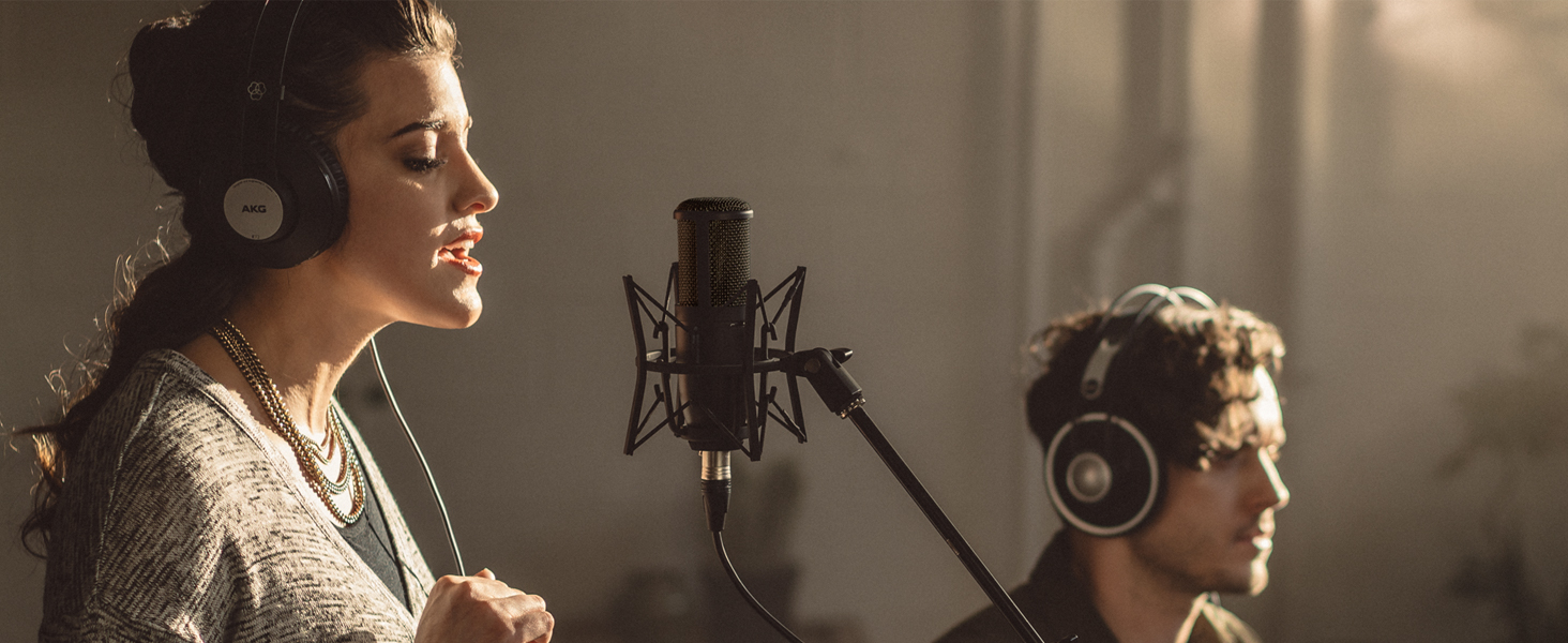 Мікрофон AKG P120 - студійний, велика мембрана, для запису, чорний