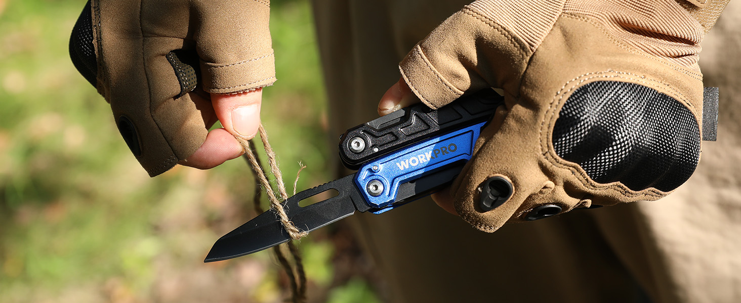 Мультитул WORKPRO 11-в-1: мультиінструмент з нержавіючої сталі з карабіном, плоскогубцями, інструментом для обрізки кабелю, відкривачем пляшок, викрутками. Підходить для активного відпочинку та повсякденного використання. У комплекті – зручна сумка.