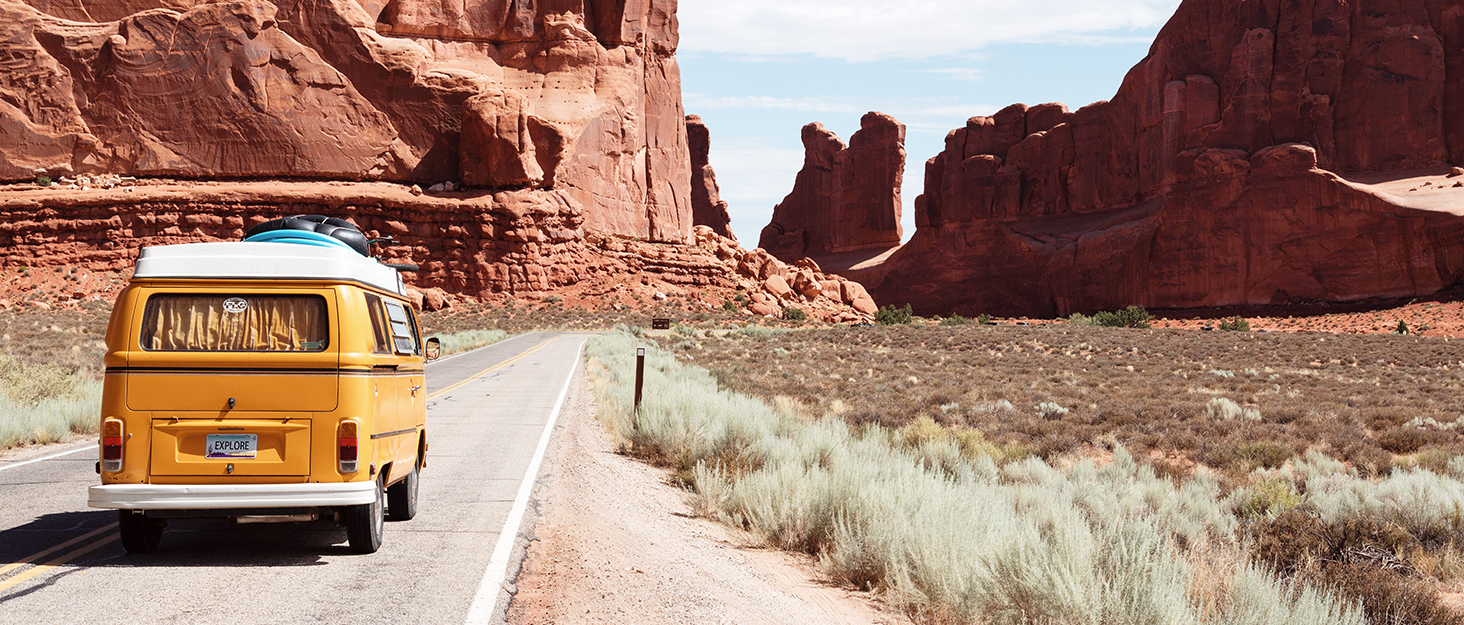 Powerbank для автомобіля Starthilfe: пусковий пристрій, 4000A, 12V, USB, LED, для бензинових та дизельних авто (до 8.0L)