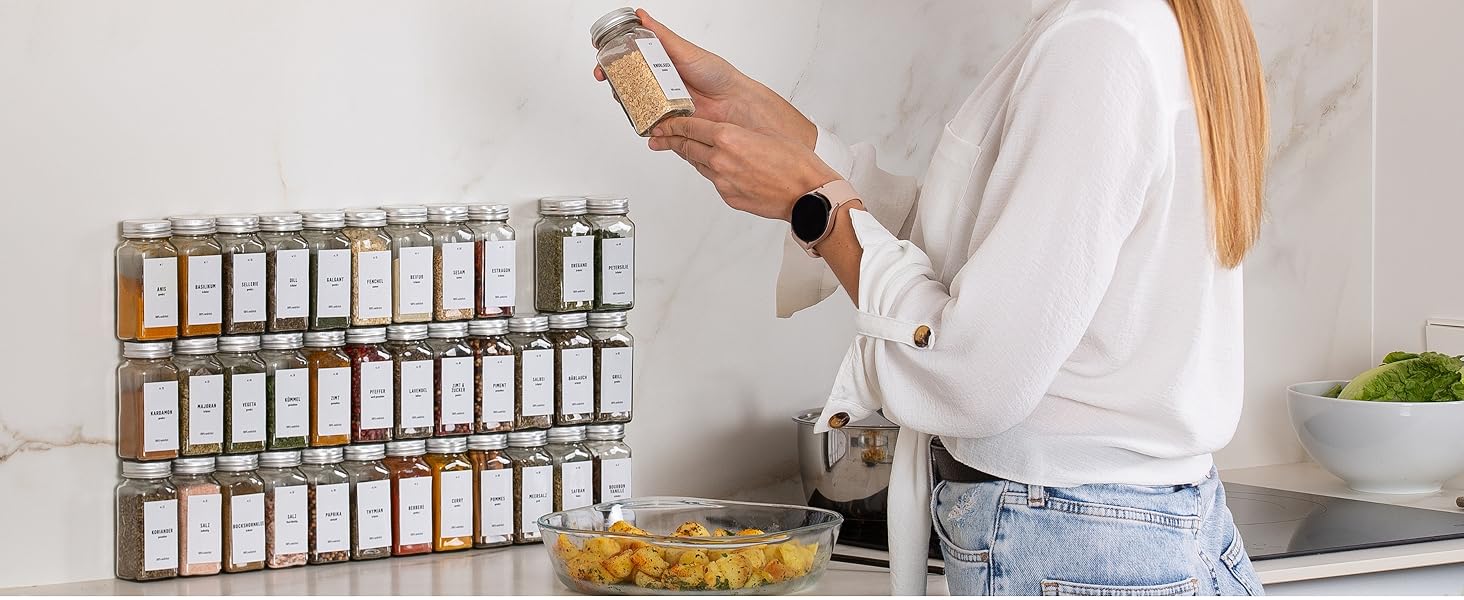 Набір скляних банок для спецій Deco haus® (36 шт.) з кришками, етикетками та ситами
