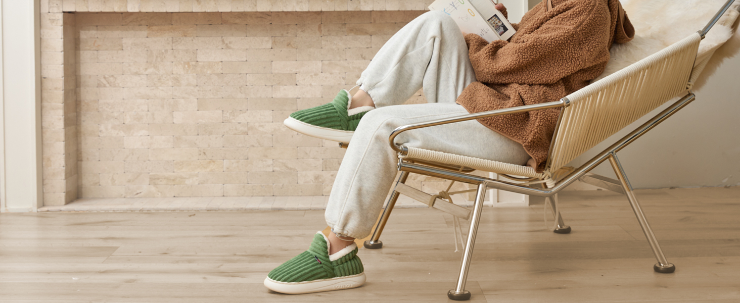 Тапочки зимові жіночі та чоловічі теплі, закриті, з плюшу, м'які, сучасні, зручні, елегантні, з антиковзким покриттям, з пам'яті піною, 38/39 EU, рожеві