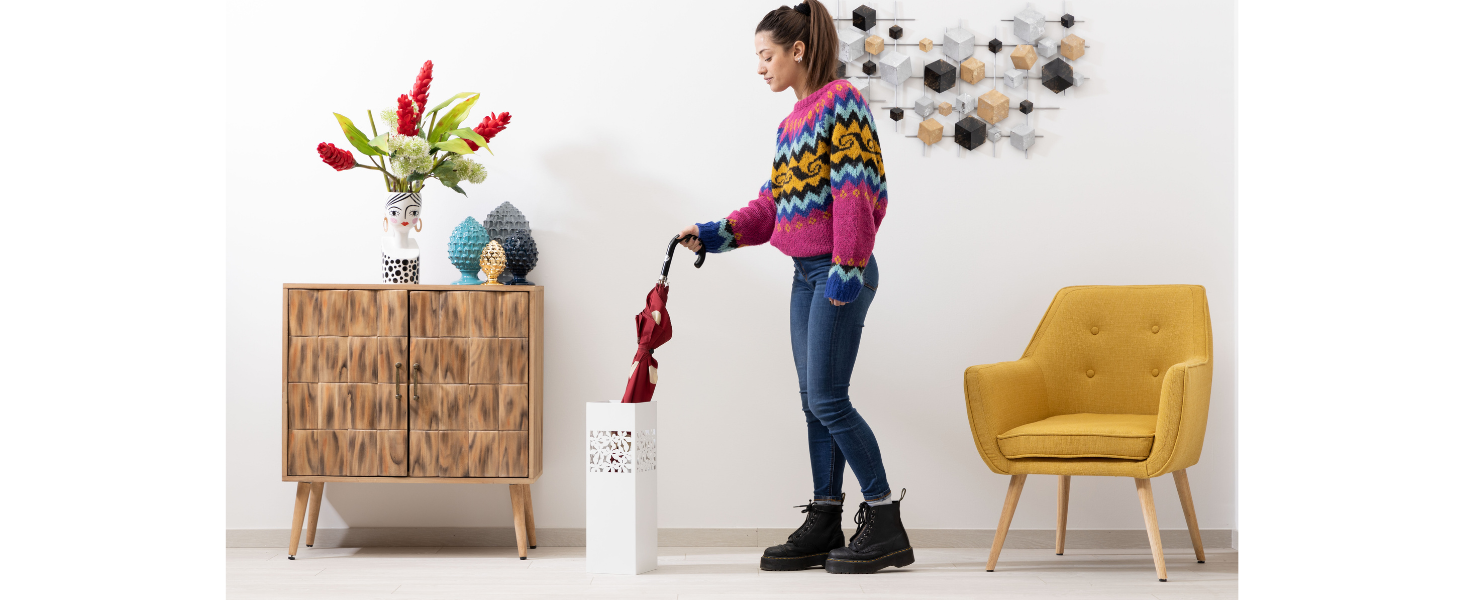 Металевий підставка для парасольки Baroni Home Quadratischer з різьбленням, 2 гачки, знімна миска, 15,5x15,5x49 см (Білий)