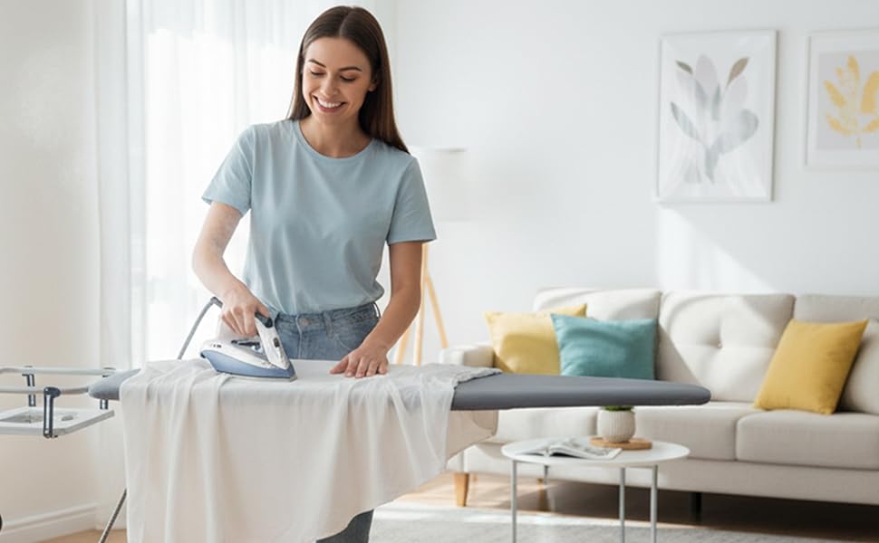 Прасувальна дошка EUROGOLD для парогенератора 130x48 см з розеткою, регульована по висоті, складана, з підкладкою для рукавів та підставкою для праски, бавовняний чохол Oeko-Tex (Сірий)