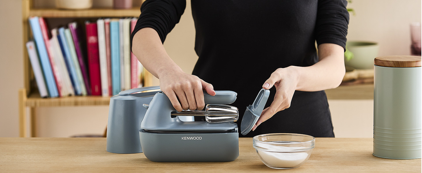 Міксер ручний Kenwood QuickMix Go HMP40.000GY сірий-блакитний, 350W, з кейсом, вінчики та гаки, мірна ложка