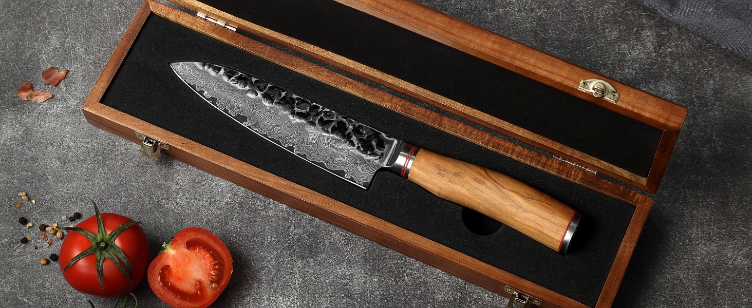 Ніж Santoku Wakoli Olive з дамаської сталі 17 см - професійний кухонний ніж з дамаської сталі 67 шарів з серцем VG10, ручка з оливкового дерева - для м'яса, риби та овочів, в дерев'яній коробці