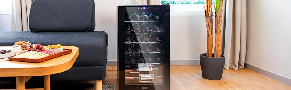 Холодильник для напоїв Cecotec Bolero GrandSommelier 2050 Black - 24 пляшки, компресорний, чорний. Регулювання температури 5-18°C, тиха робота.