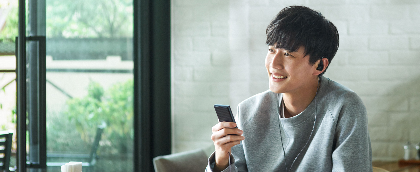 MP3 плеєр Sony Walkman NW-A306 32GB Black: Wi-Fi, 36 год автономії, покращена якість звуку