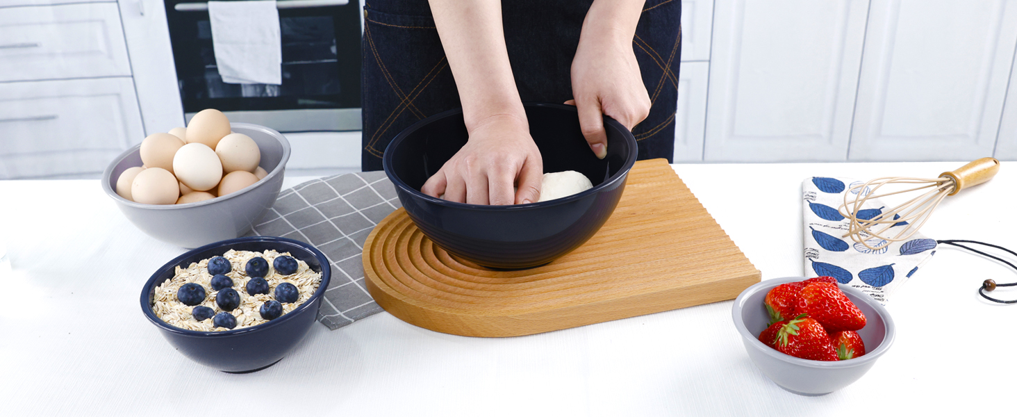 Набір міксерських чаш BoxedHome (12 шт.) з кришками, синій. Багатофункціональні миски для салатів та приготування їжі з пластику, неслизькі, стійкі, для кухні