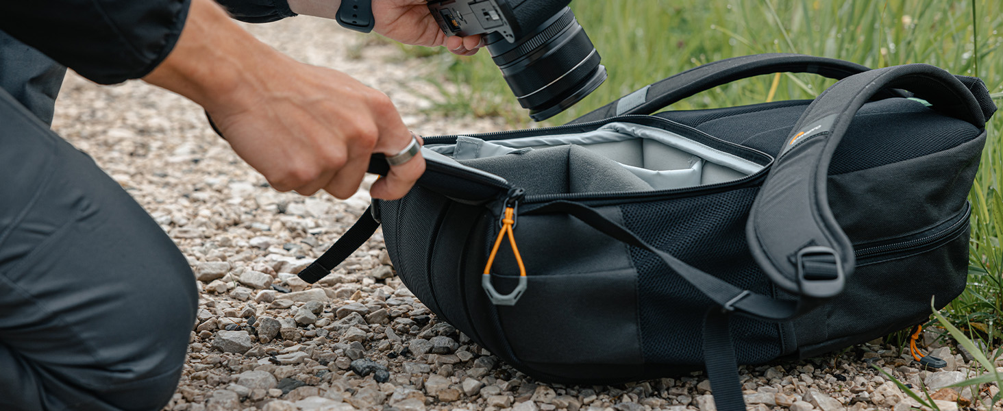 Сумка для камери Lowepro Adventura TLZ 30 III, чорна - для бездзеркальних камер Sony Alpha 7 та Canon Rp