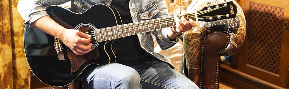 Електроакустична гітара MAX ShowKit з підсилювачем 40W, чохлом, тюнером, кабелем, медіатором та звукознімачем, чорний колір