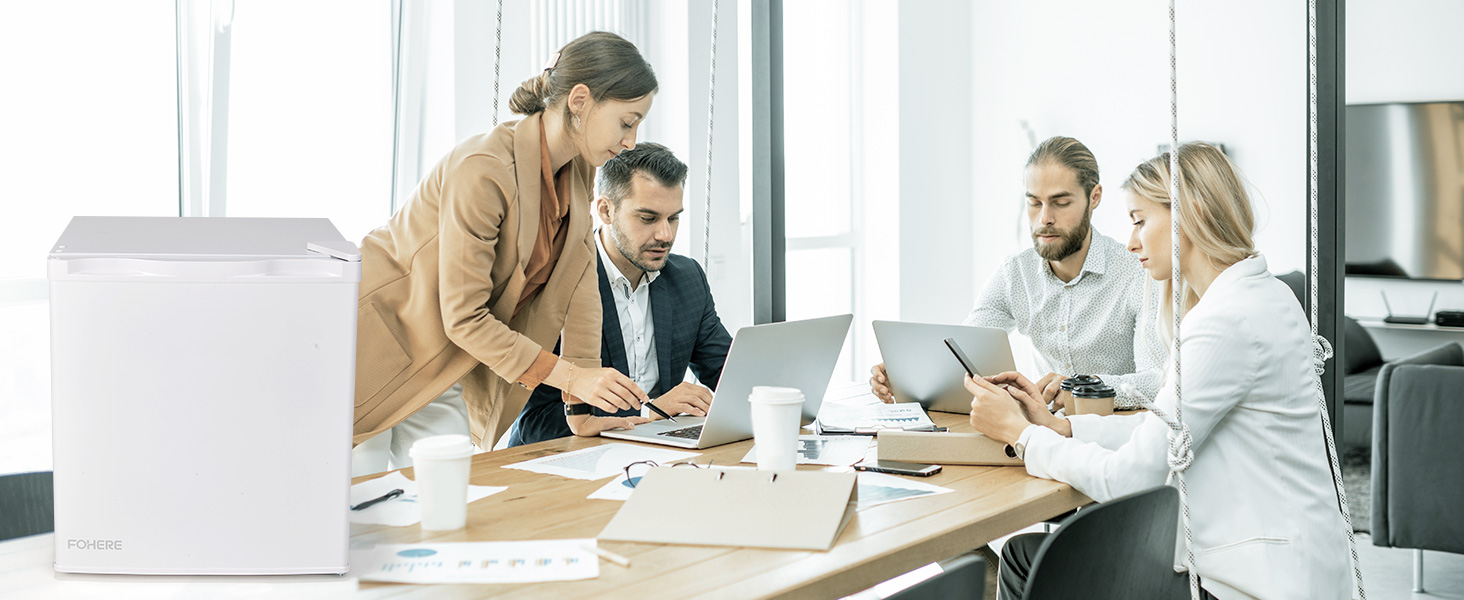 Міні-холодильник E 46L з відділенням для льоду, 42 dB, регулювання температури, енергозберігаючий, знімний дверний анфаз, для кухні, офісу, спальні, готелів та маленьких квартир (білий)