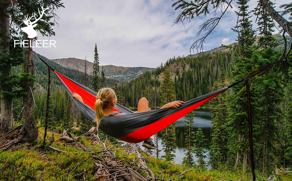 Легка туристична гамак для кемпінгу та відпочинку на природі | Міцна, з карабінами та ременями, 275x140 см, 300 кг, нейлон, для відпочинку вдома та на вулиці, армійний зелений/камелеон