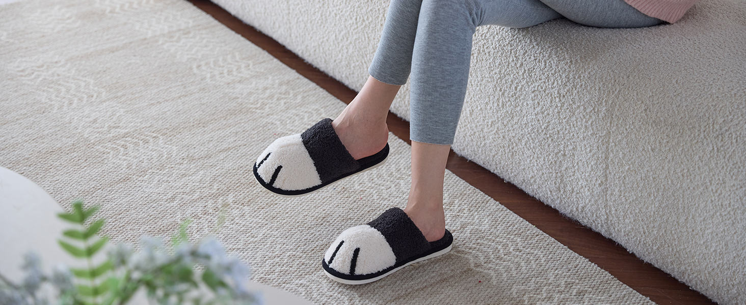 Теплі плюшеві тапочки для дому з принтом лап собак - жіночі та чоловічі, рожеві, 38/39 EU