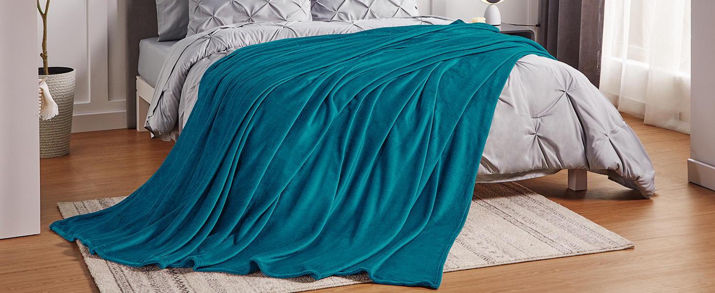 CozyLux Деки для дивану: м'яка флісова ковдра 150x200 см для всіх сезонів. Тепла, легка, для софи, ліжка, дивана. Сірий колір.