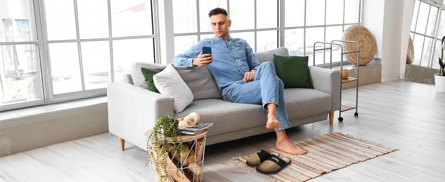 Чоловічі домашні капці BeComfy з натуральної шкіри, вишивка KingDad, чорно-бежеві, розміри 40-46 EU