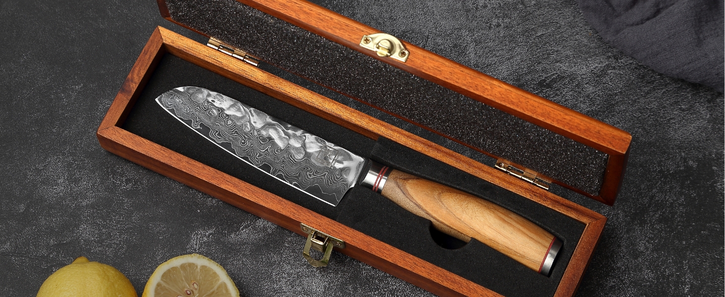 Японський ніж Santoku Zayiko Minami Premium з 12 см лезом з дамаської сталі 67 шарів, ручка з оливкового дерева, дерев'яна коробка. Кухонний ніж для професіоналів та дому без гравіювання