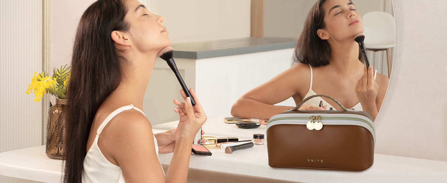 Косметичка велика містка для подорожей, водонепроникна з PU-шкіри, з прозорими роздільниками та ручкою (M, темно-коричнева)