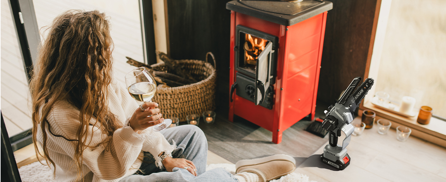 Акумуляторна міні-пила для саду та дерева 6 дюймів, 1000W безщітковий двигун, сумісна з Makita 18V, автоматичний змащувач, для обрізки гілок та дерева (1*2000mAh)