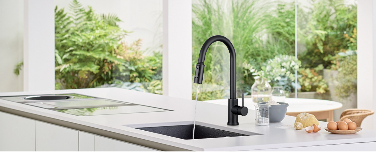 Кухонний змішувач CREA з висувною лійкою, 360° обертання, 3-х режимний, матовий чорний