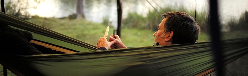 Гамак Amazonas Ultra-Light Adventure Coyote Kingsize 275x140 см, зелений/коричневий - надлегкий (180г), до 150 кг