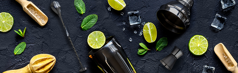 Набір шейкер для коктейлів 750 мл: професійний барменський набір з вбудованим ситом, мірним стаканчиком та ложкою. Ідеально для Мартіні, Маргарити та міксологiчних напоїв. Чорний.