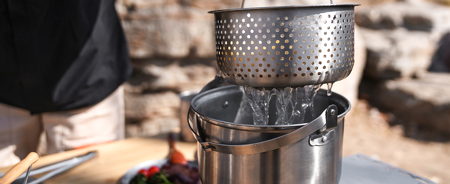 Набір посуду для кемпінгу KingCamp з кошиком, нержавіюча сталь, антипригарне покриття, 4-х частинний набір + чайник