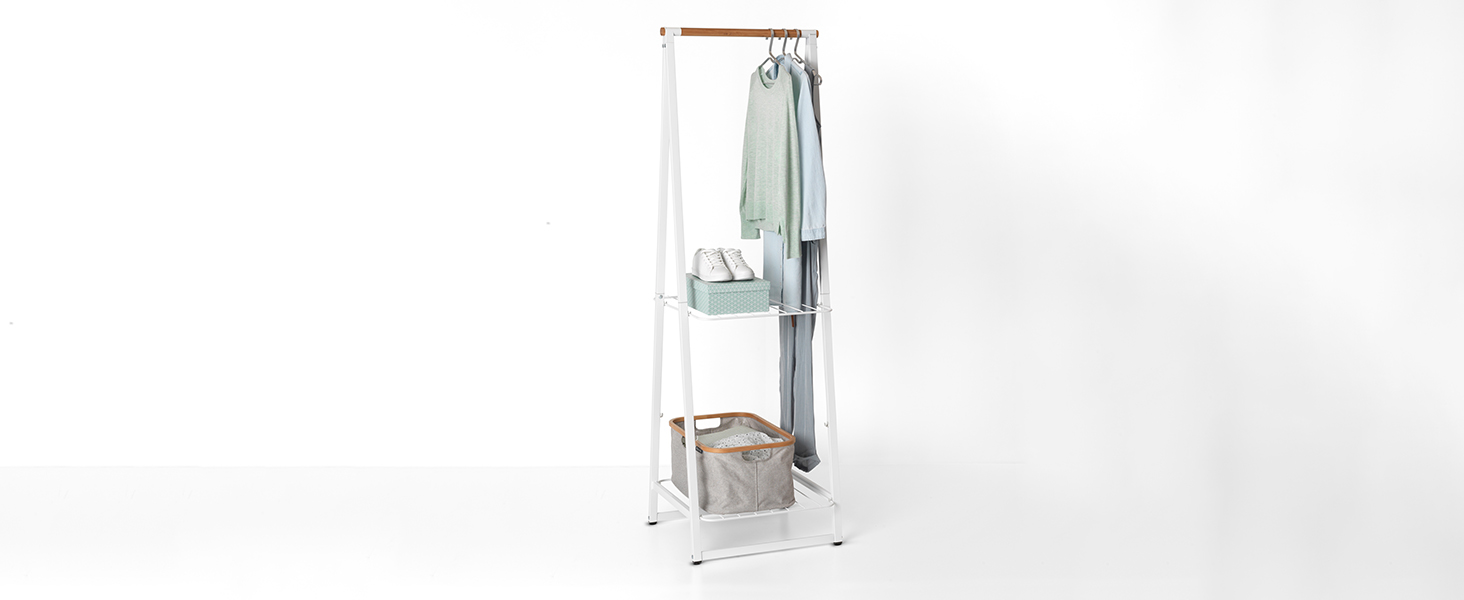Бренд Brabantia – Компактна підлогова стійка для одягу Linn, металевий каркас і бамбукова перекладина, 47,6x34x170 см, біла, для вішання, сушіння та провітрювання одягу
