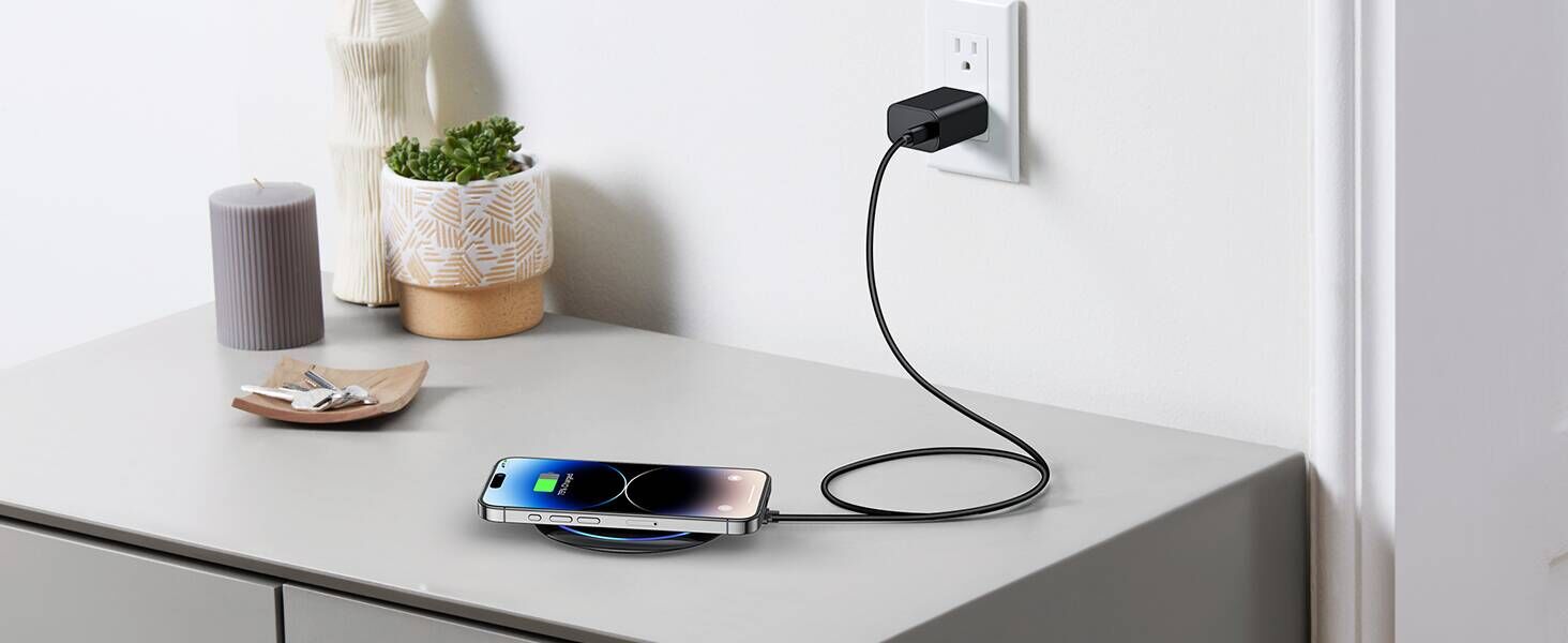 Бездротовий зарядний пристрій NANAMI 20W USB-C PD з адаптером, швидка бездротова зарядка 10W для Samsung Galaxy S25/S24/S23/S22/S21 Ultra Plus, 7.5W для iPhone 17/16/15/14/13/12/11 Pro та Airpods (Чорний)