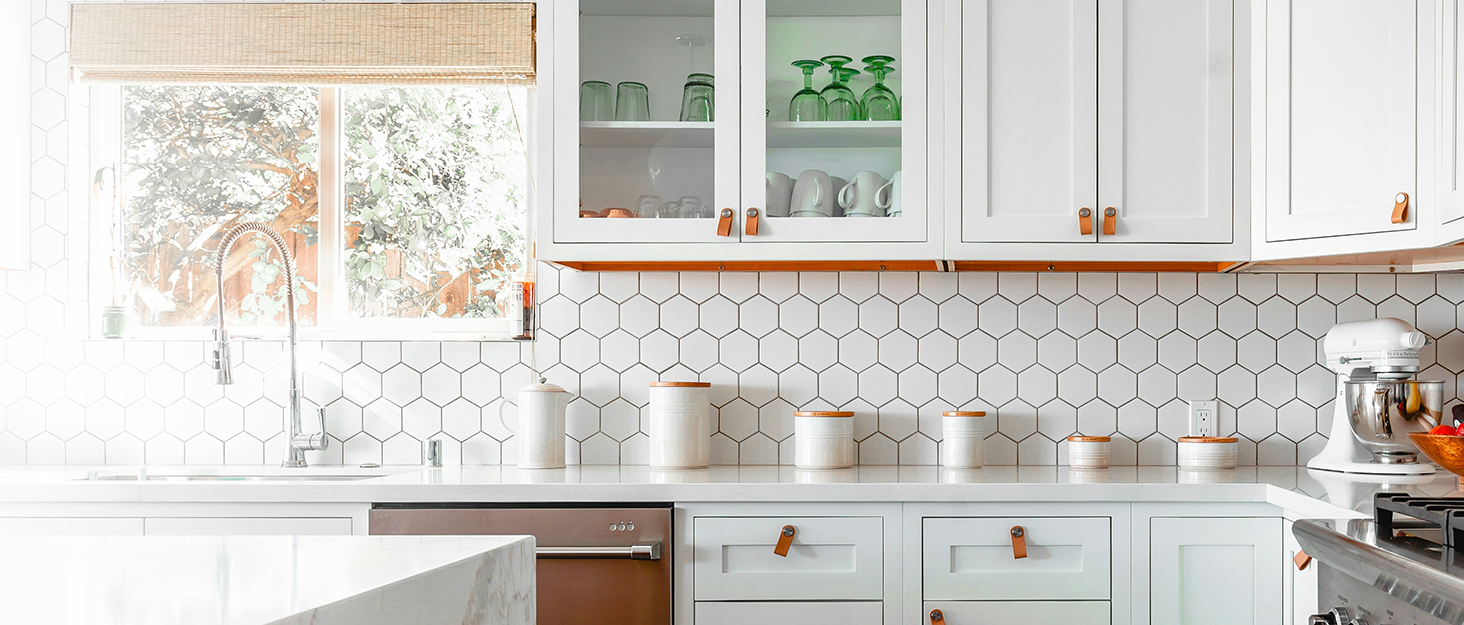 Набір столових приборів Honkku 30 предметів (6 осіб), чорний, з нержавіючої сталі, з об'ємними ручками, набір ножів, виделок та ложок, полірований, придатний для миття в посудомийній машині