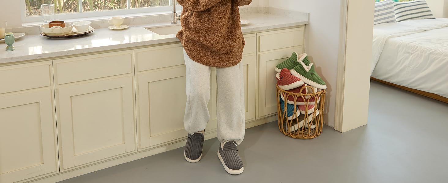 Тапочки жіночі зимові теплі з піною з пам'яті, чоловічі, з м'якого корду, повністю пухнасті, м'які, закриті, бавовняні, з антиковзким покриттям, зручні для дому та вулиці, 38/39 EU, рожеві