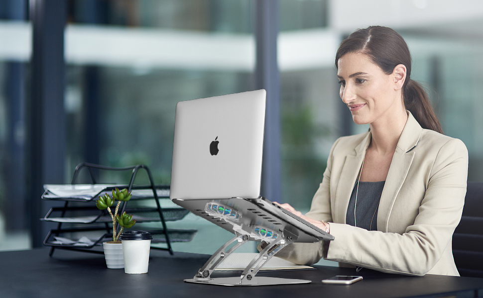 Регульований підставка для ноутбука з RGB вентилятором, алюмінієвий, чорний. Сумісна з MacBook та ноутбуками 10-17'