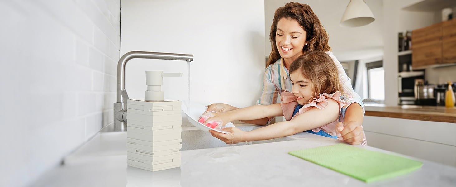 Диспенсер для мила дерев'яний, дозатор для мийного засобу на стільницю для кухні, стильний дозатор для мила в ванну кімнату з помповим механізмом (Бежевий)