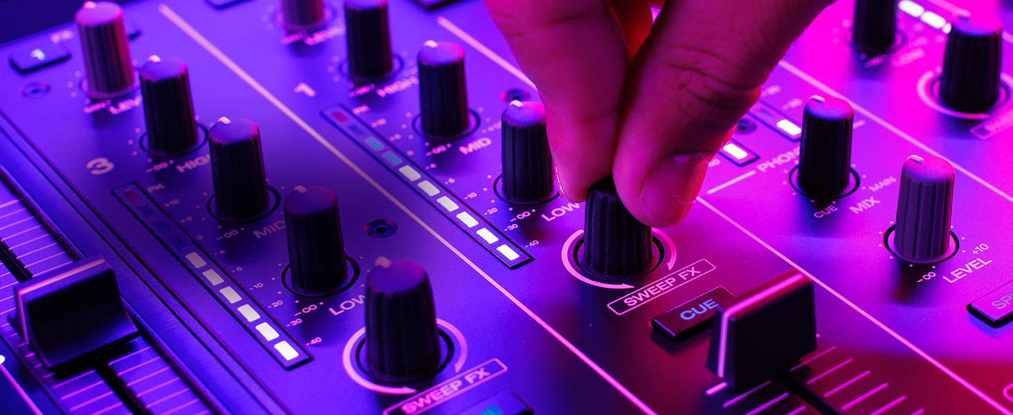 Denon DJ PRIME 4+ - DJ контролер з розділенням STEM, Wi-Fi, сенсорний екран 10.1