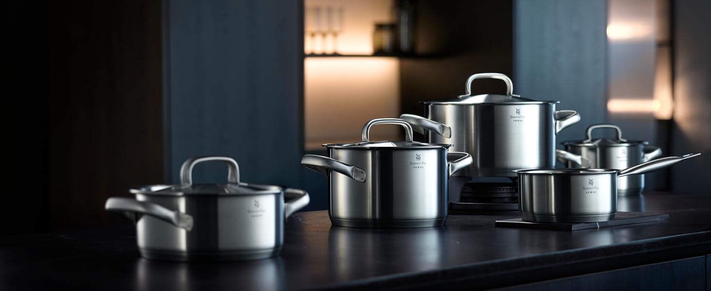 Каструля WMF Gourmet Plus 16 см з нержавіючої сталі Cromargan з металевим кришкою, 1,4 л, для індукційних плит, з внутрішньою шкалою