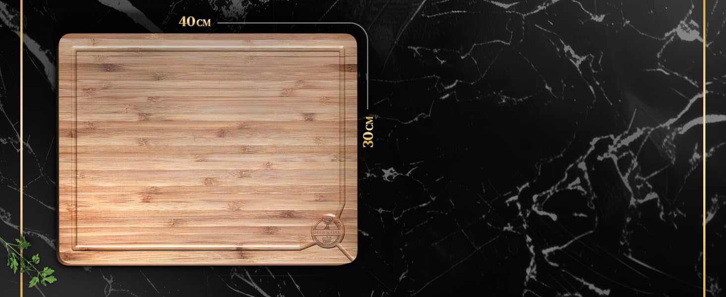 Дерев'яний обробний стіл Deer & Oak з бамбуком, 40 x 30 x 3,8 см - для м'яса, овочів та хліба