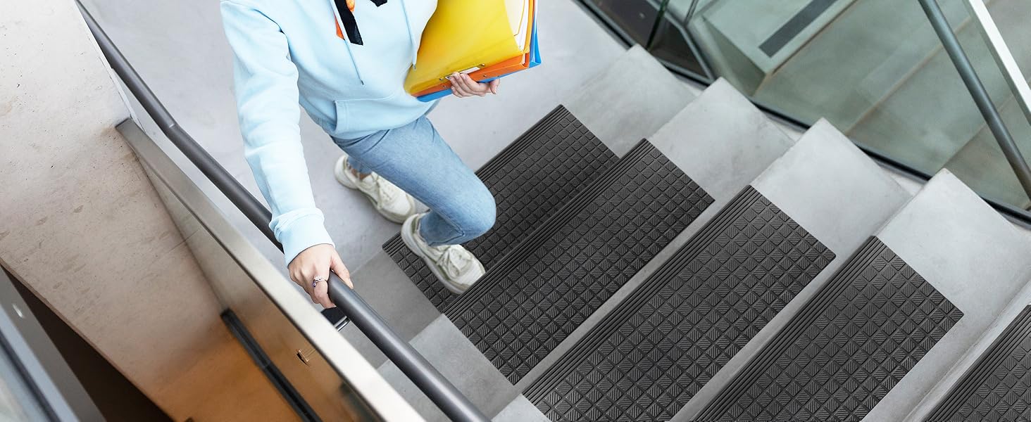 Гумові килимки на сходи KARAT - набір 5 шт. Антиковзкі, для вулиці, 30x120 см