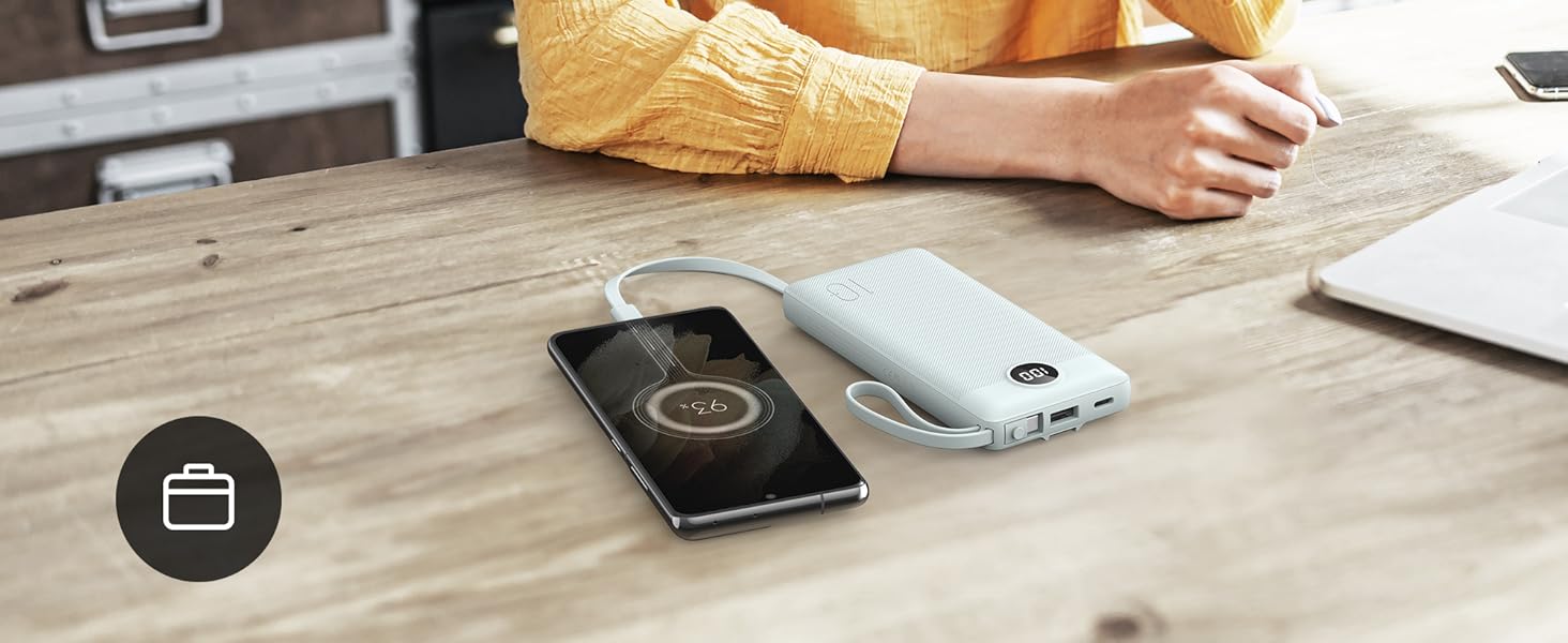 Портативний зарядний акумулятор Power Bank 10000mAh з LED дисплеєм та інтегрованими кабелями. Сумісний з iPhone, iPad, Samsung, Xiaomi, Google Pixel. Колір: блакитний