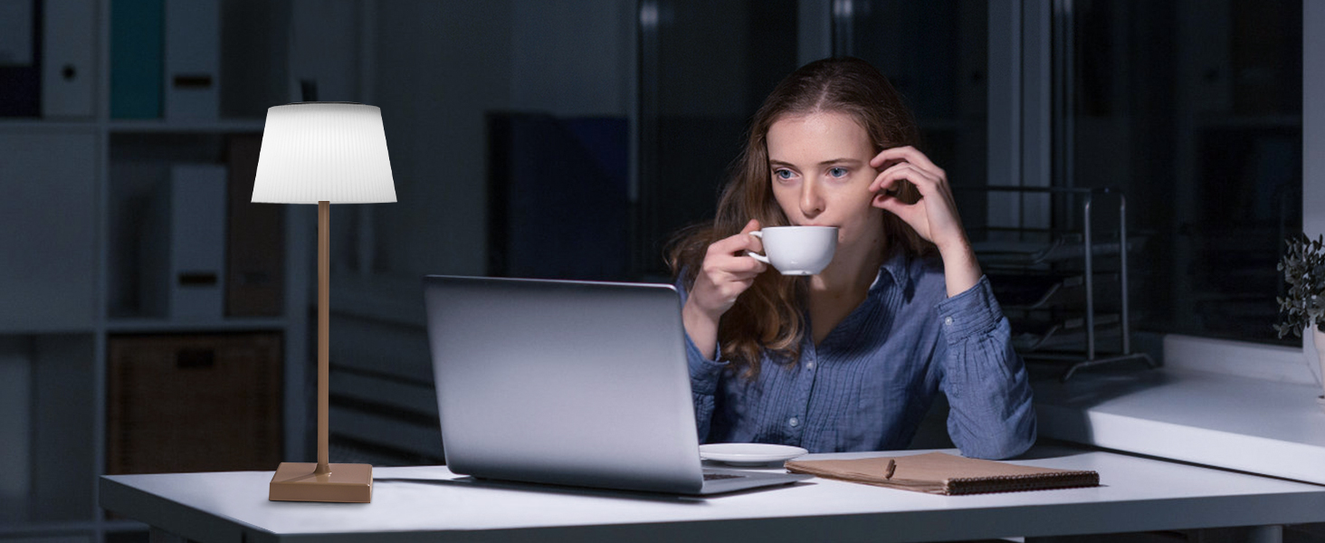 Світлодіодна настільна лампа Aigostar акумуляторна бездротова, димується сенсорним дотиком, 3 режими світла, водонепроникна IP54 для дому та саду (Світло-коричнева)