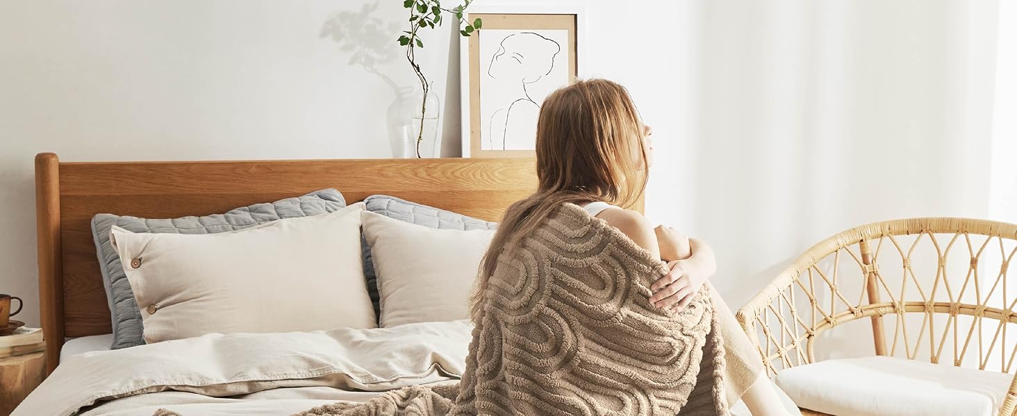 BEDSURE Плед з м'якого флісу та вовни, плед на диван, плед у шаховому стилі, теплий плед у коричневому кольорі (150 x 200 см)