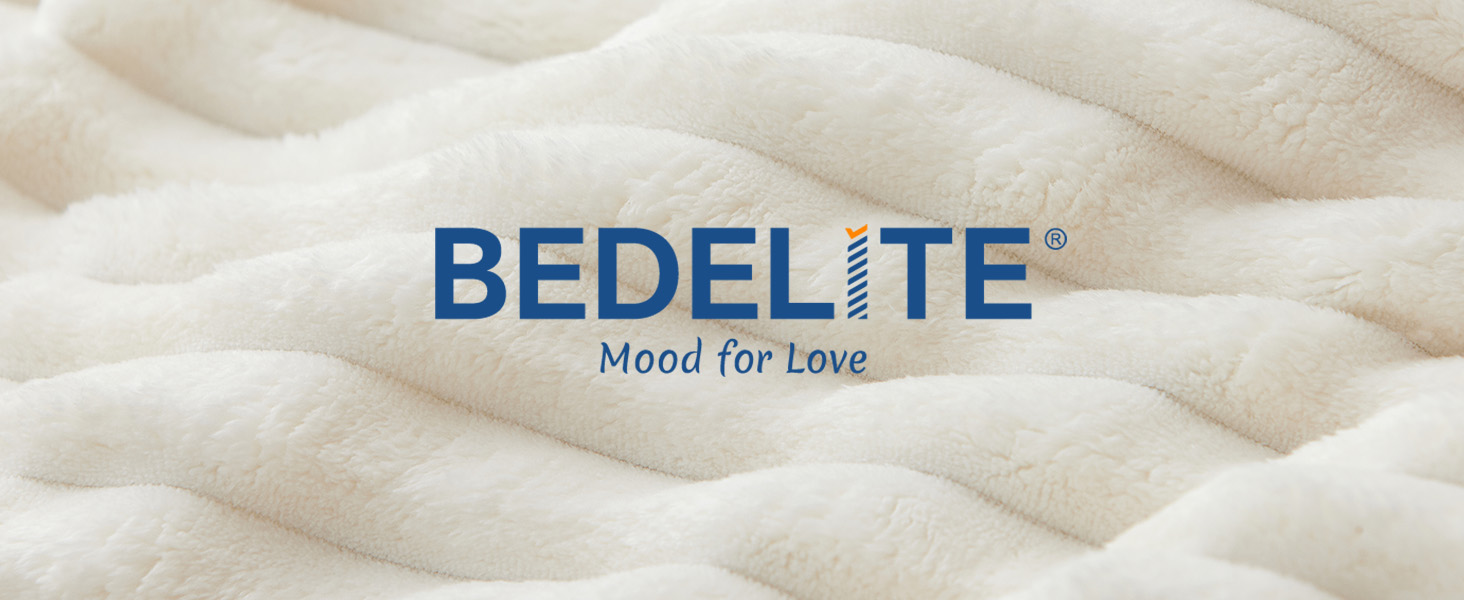 Чорна флісова ковдра BEDELITE 125x150 см - м'яка та тепла для дивана, декору та відпочинку