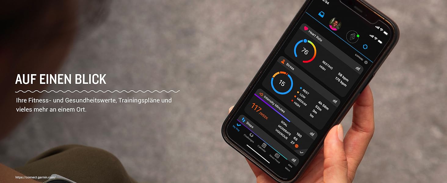 Гармін Vívomove Trend – гібридний смарт-годинник з аналоговими стрілками та сенсорним дисплеєм, фітнес- та здоров'я-функції, аналіз сну, Garmin Pay, сповіщення та до 5 днів роботи від акумулятора. Колір: чорний