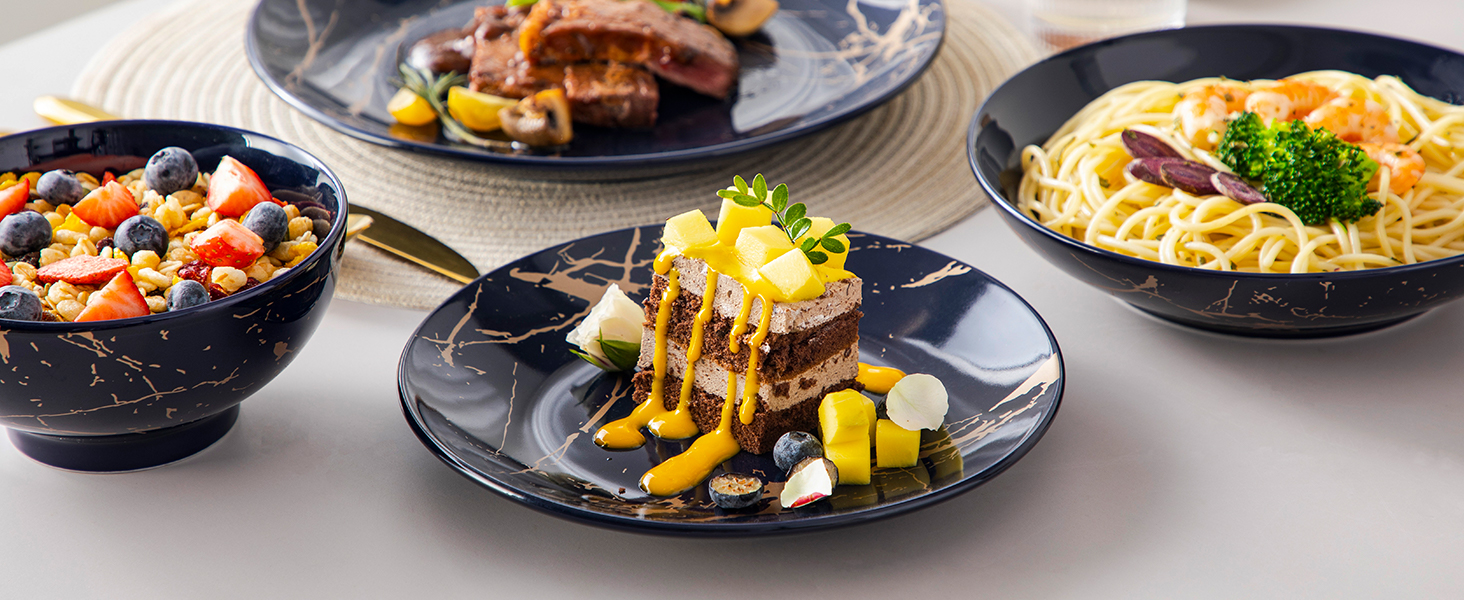 Набір посуду Lovelcasa Sweet Daphne, 32 елементи, порцеляновий сервіз з золотим декором для 8 осіб (темно-синій)