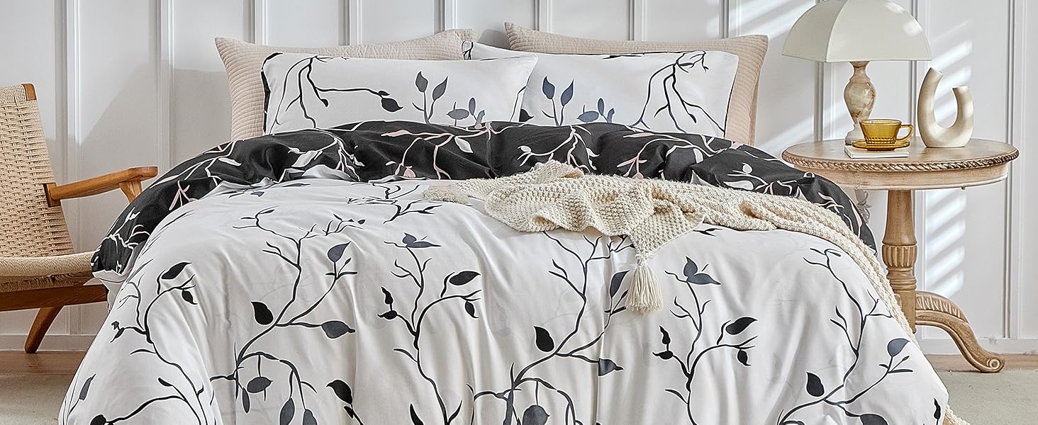 Постільна ковдра Lekesky 135x200 4-х частинна - 2 наволочки 135x200 см + 2 наволочки 80x80 см, квітковий принт, сірий поліестер мікрофібра з блискавкою, гілки сірий/білий
