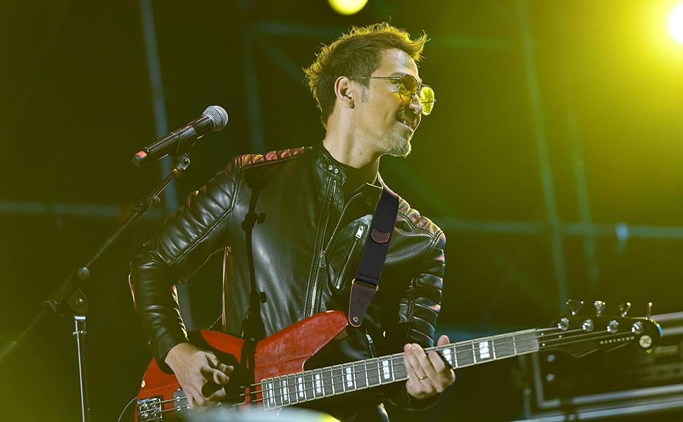 Гітарний ремінь Nefelibata з кишенькою для медіаторів, шкіряні кінці, для бас, електро- та акустичної гітари, з безкоштовними фіксаторами, 1 пара замків та 4 медіатори, чорний